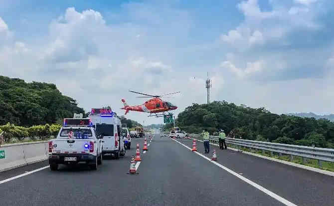 隆化高速公路汽车救援案例